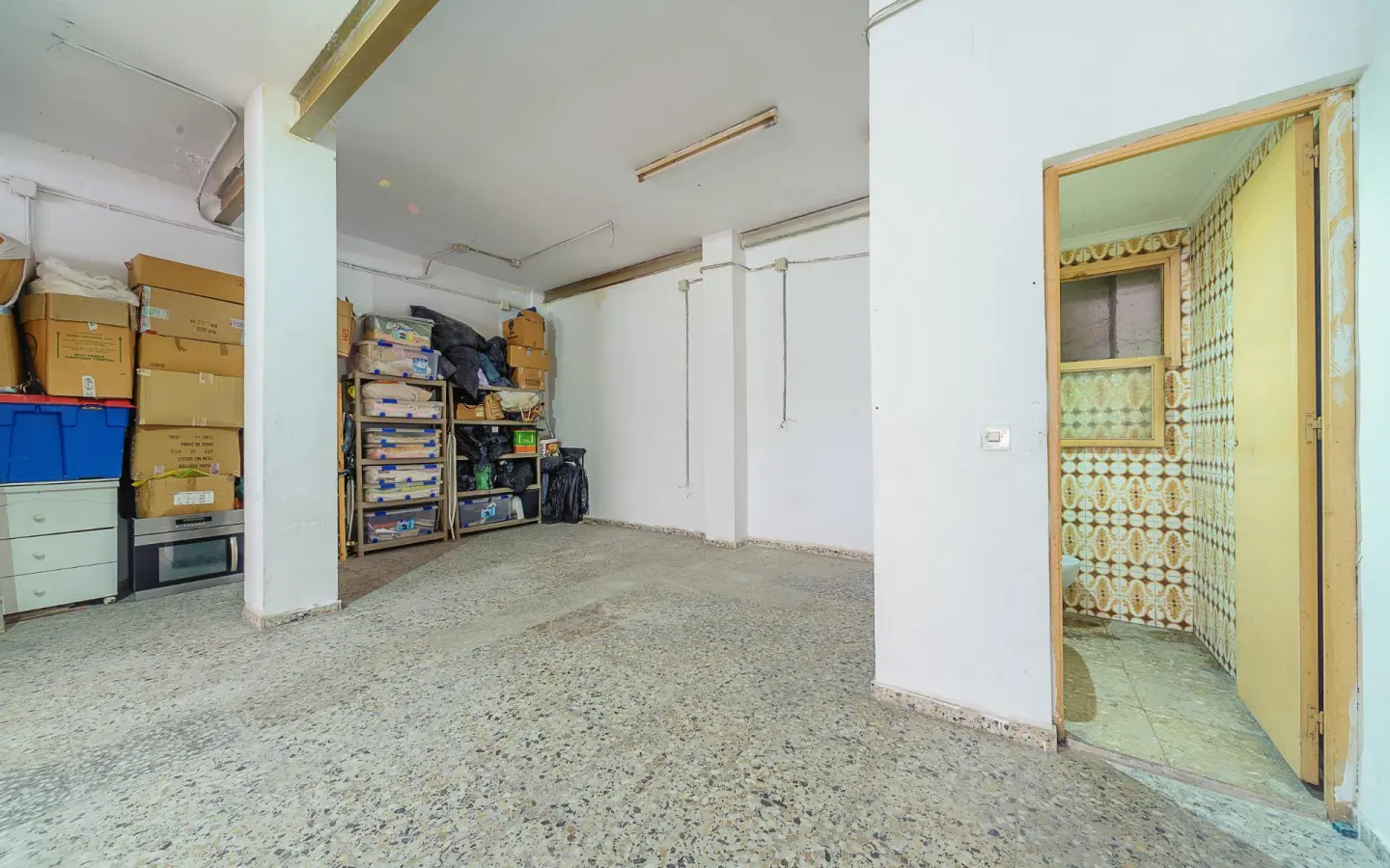Commercial Unit In Elche, Spain (106 M²)