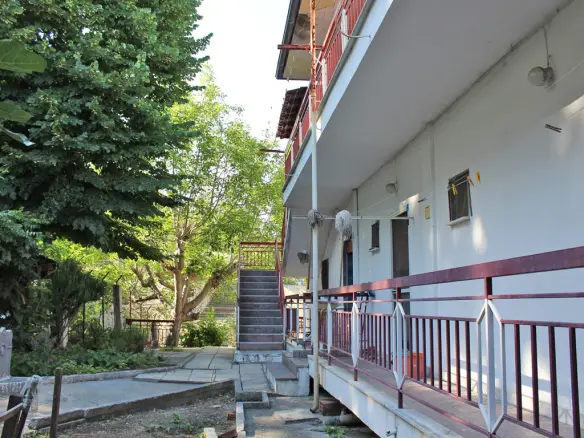 Building Of 266 M² On The Olympic Coast
