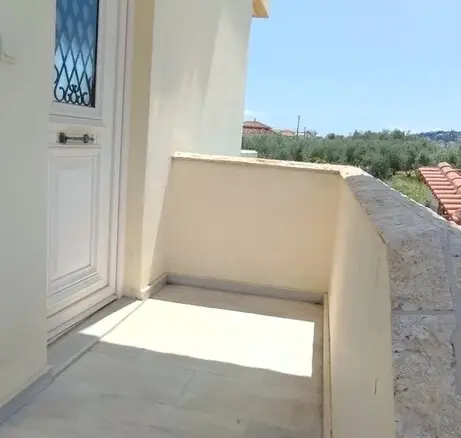 3-bedroom Maisonette In Xilokastro, Greece (118 M²)