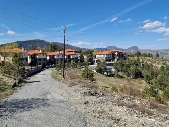 Hotel In Theodoros Ziakas, Greece (3.219 M²)