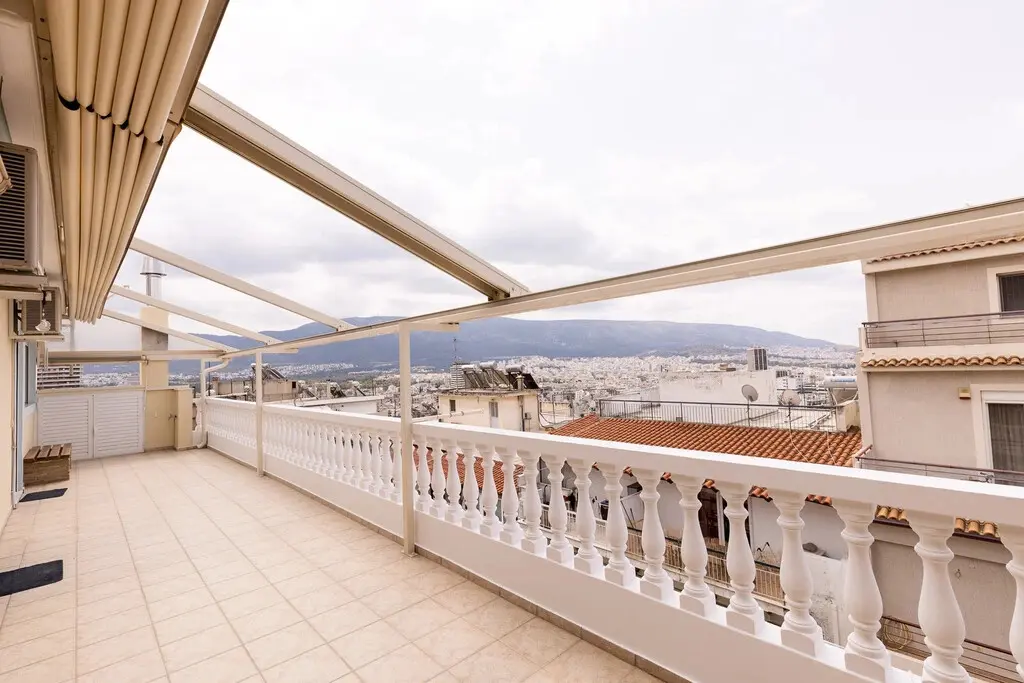 Maisonette Of 145 M² In Athens