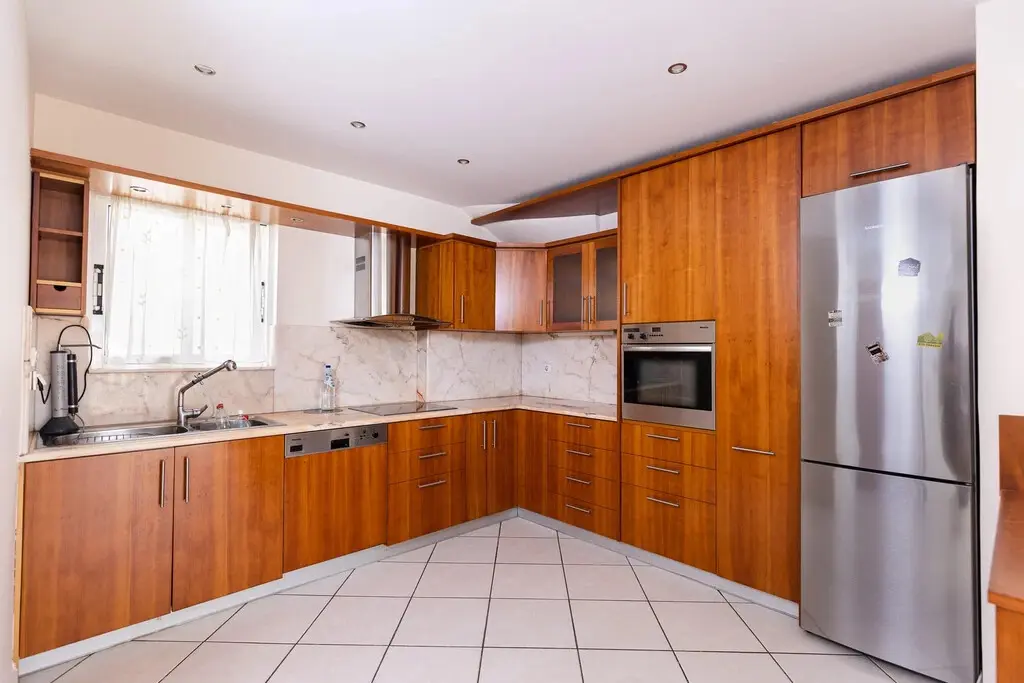 Maisonette Of 145 M² In Athens