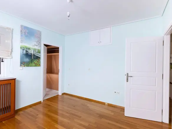 4-bedroom Maisonette In Ampelokipoi – Pentagon, Greece (145 M²)