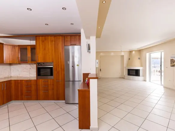 4-bedroom Maisonette In Ampelokipoi – Pentagon, Greece (145 M²)