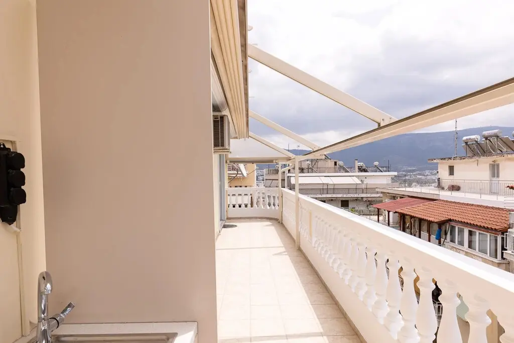 Maisonette Of 145 M² In Athens