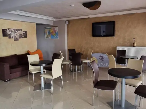Hotel In Katerini, Greece (600 M²)