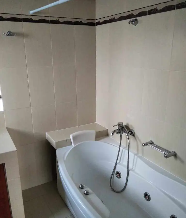 Flat Of 125 M² In Athens