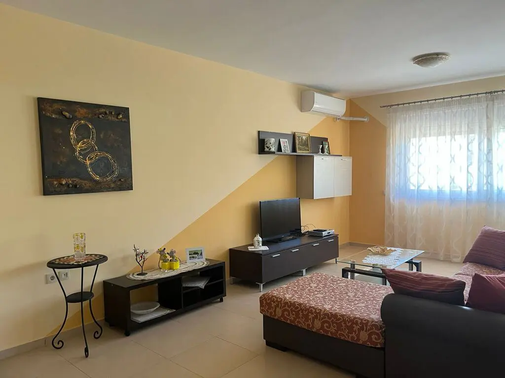 For Sale Detached House 196 M² On The Euboea Island