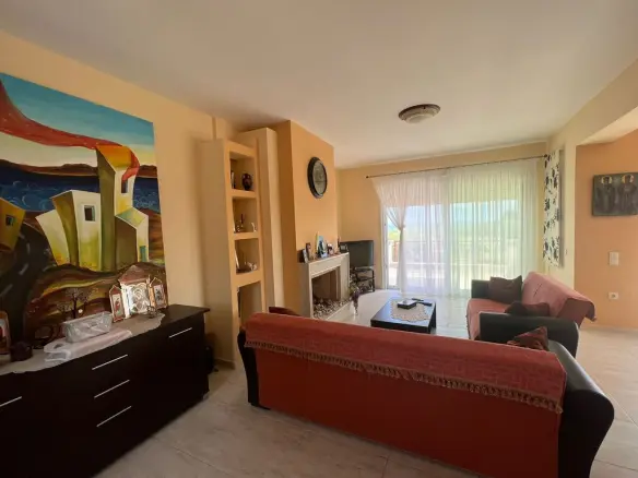 3-bedroom Detached House In Anthidonos, Greece (196 M²)