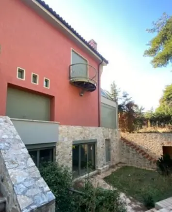 5-bedroom Detached House In Drossia, Greece (717 M²)