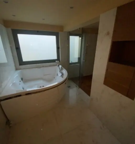 Detached House Of 717 M² In Athens