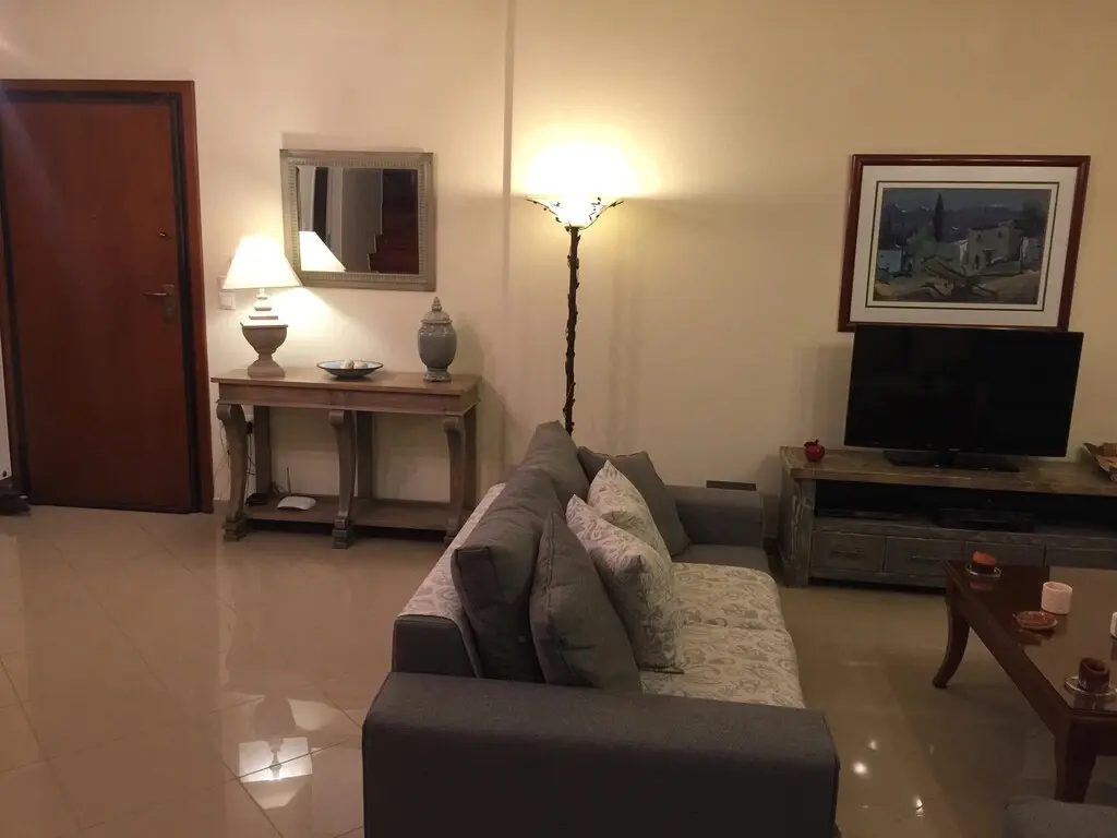 Maisonette Of 190 M² In Athens