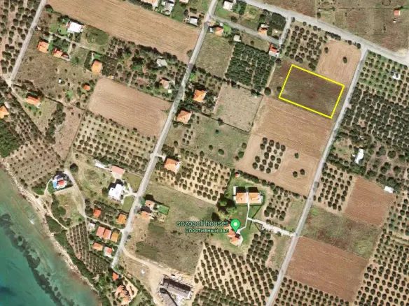 Land Of 3270 M² In Chalkidiki
