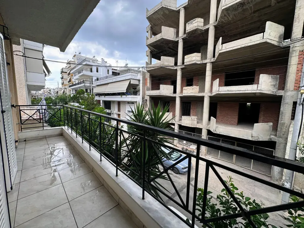 Flat Of 93 M² In Athens