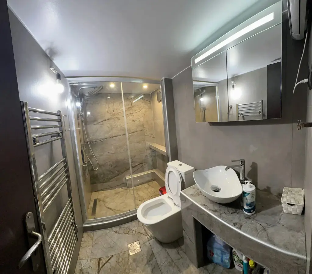 Flat Of 93 M² In Athens