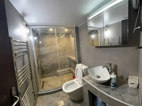 3-bedroom Flat In Koridallos, Greece (93 M²)