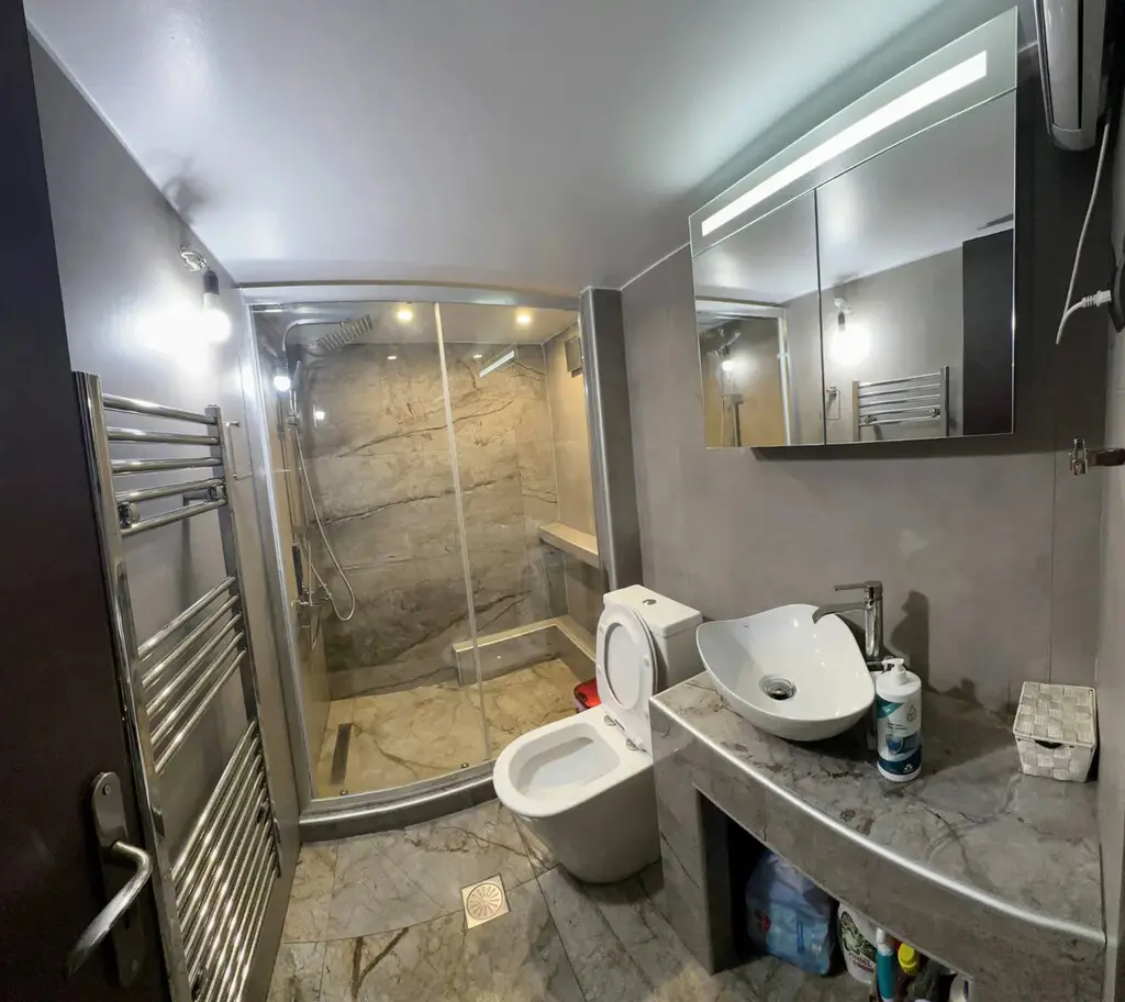 Flat Of 93 M² In Athens