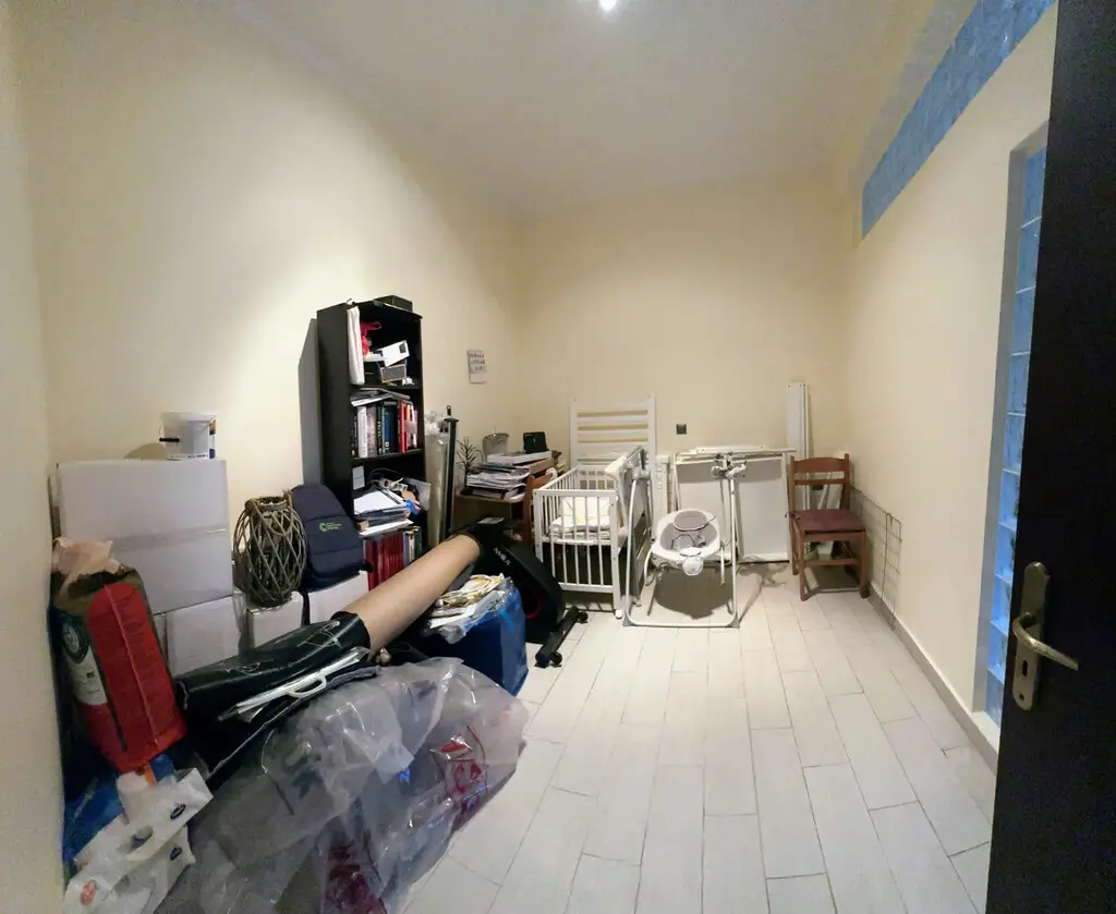 Flat Of 93 M² In Athens
