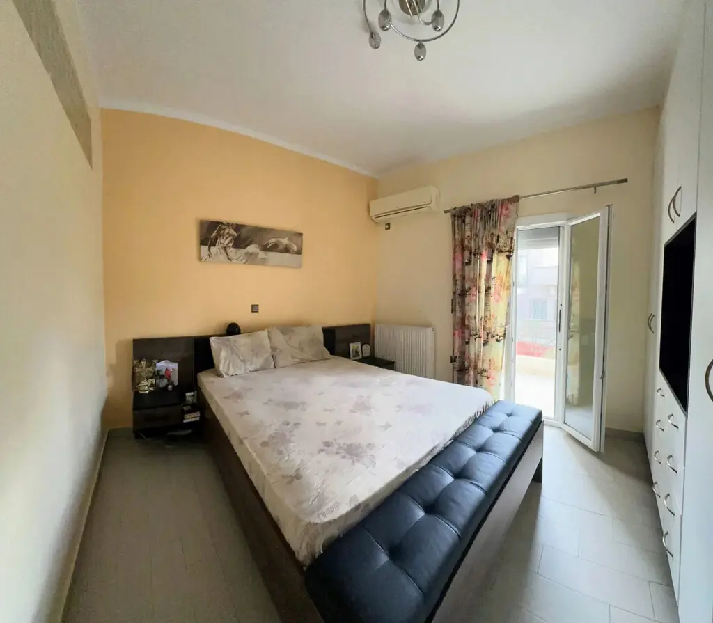 Flat Of 93 M² In Athens