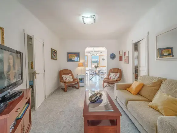 4-bedroom Apartment In Alcúdia, Spain (120 M²)