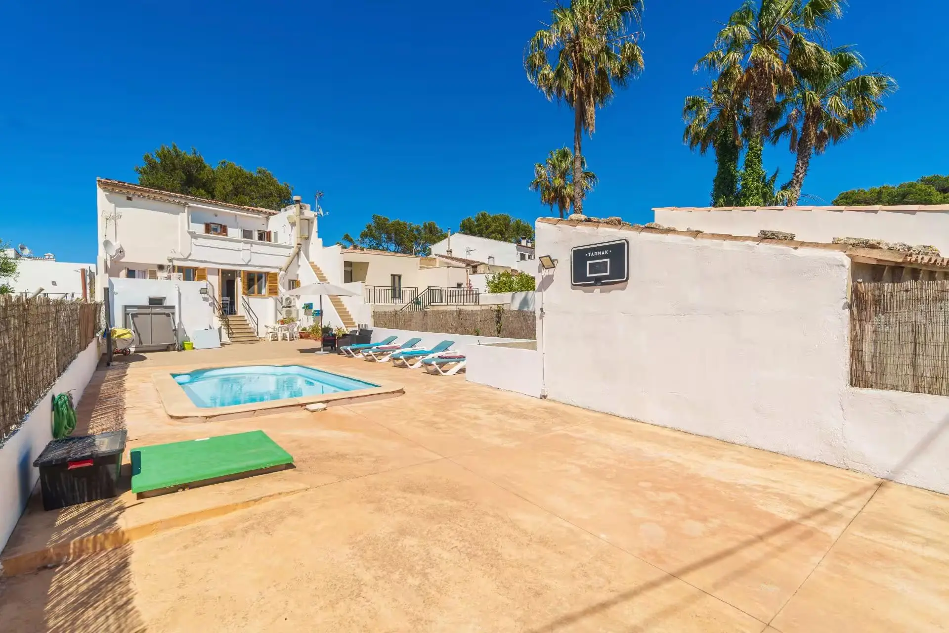 Apartment Of 120 M² In Alcúdia, Spain
