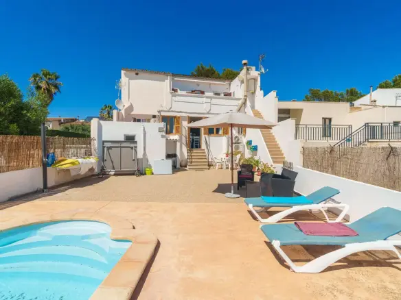 4-bedroom Apartment In Alcúdia, Spain (120 M²)