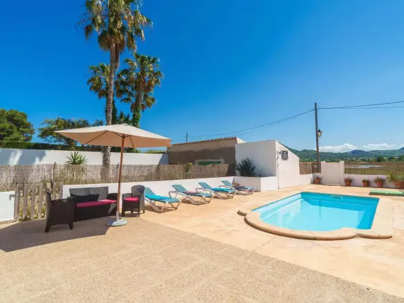 4-bedroom Apartment In Alcúdia, Spain (120 M²)