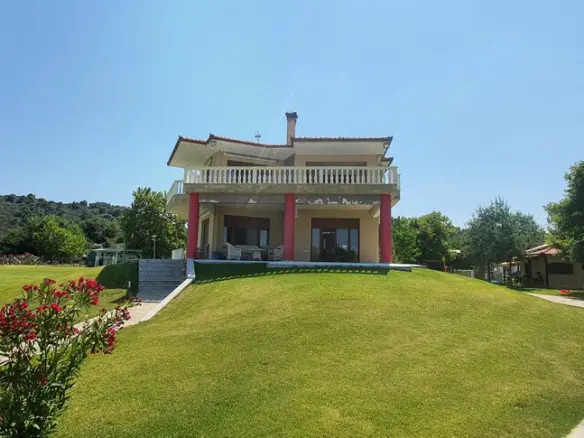 4-bedroom Detached House In Sithonia, Greece (187 M²)