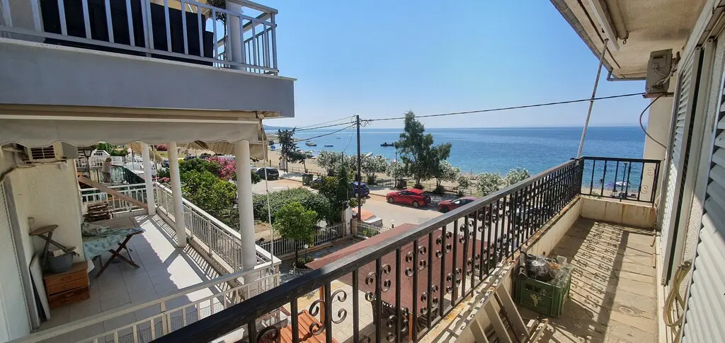 2-bedroom Flat In Poligiros, Greece (59 M²)