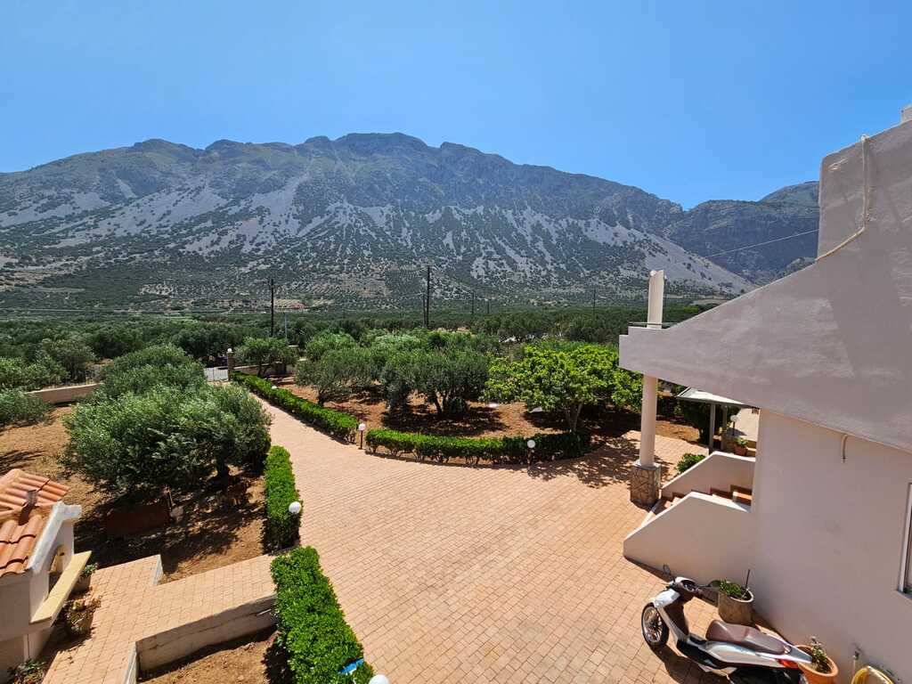 Villa Of 200 M² In Crete