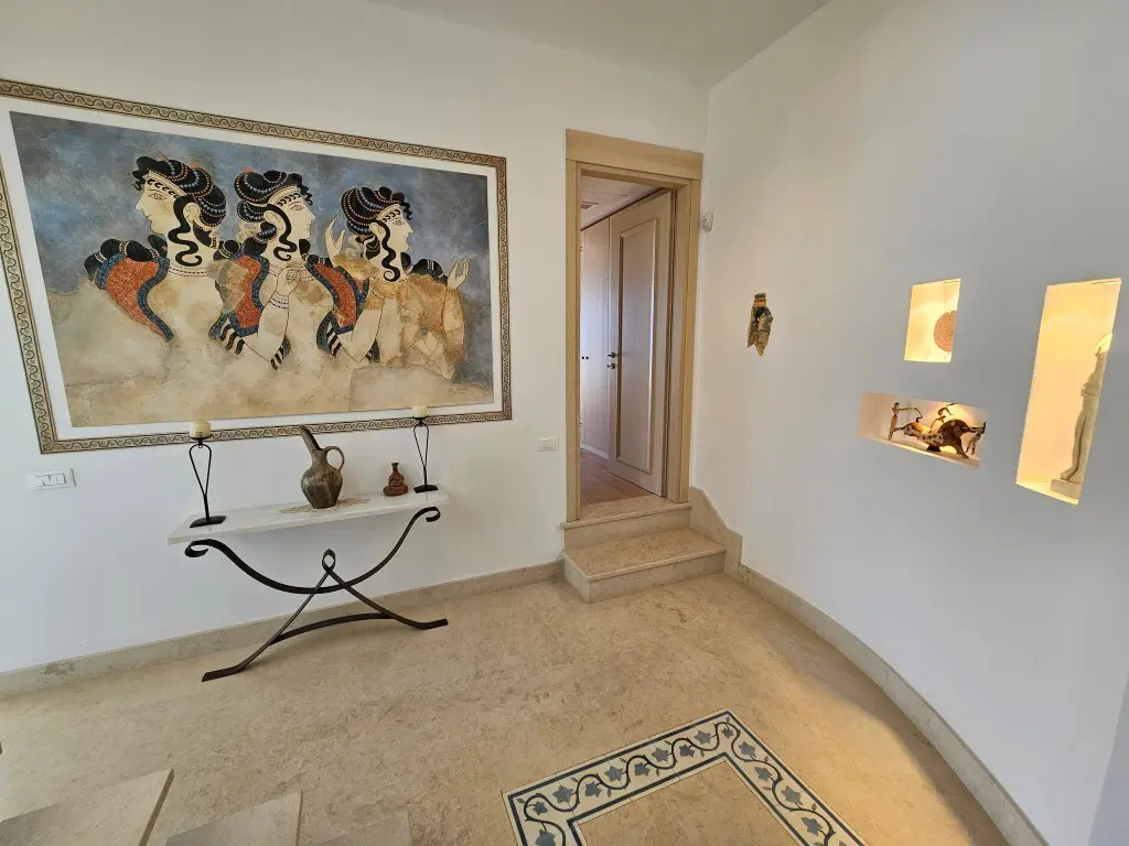 For Sale Villa 275 M² In Crete