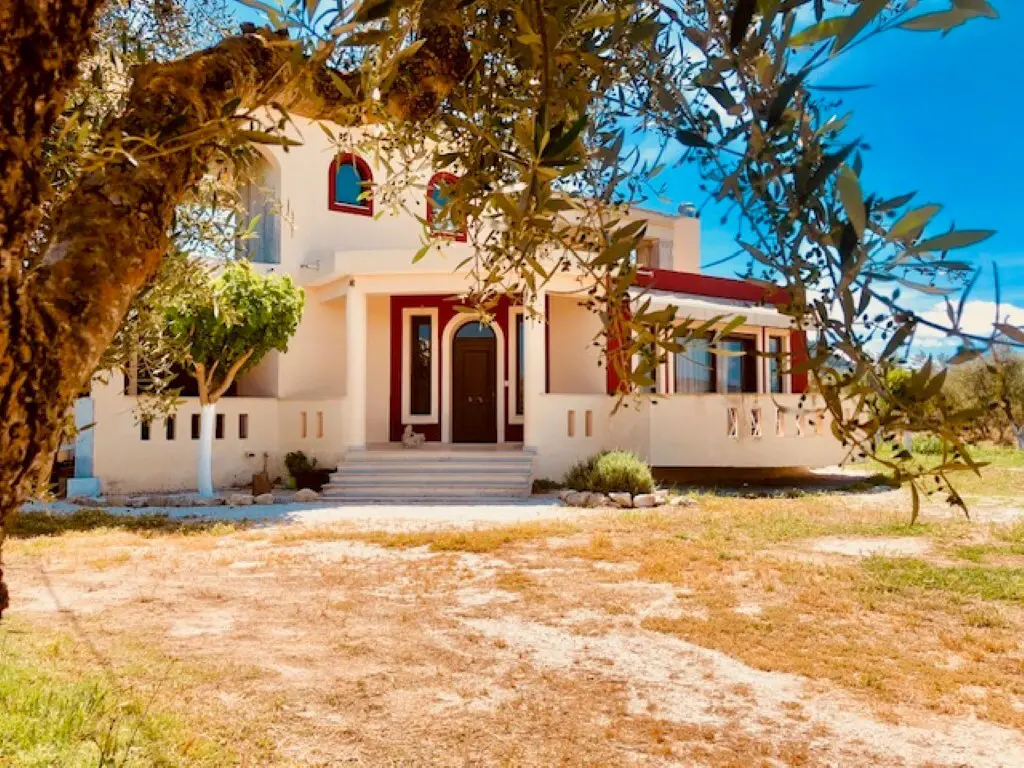 Detached House Of 200 M² In Zante