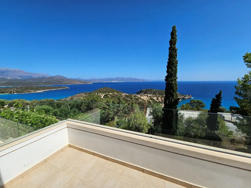 For Sale Villa 275 M² In Crete