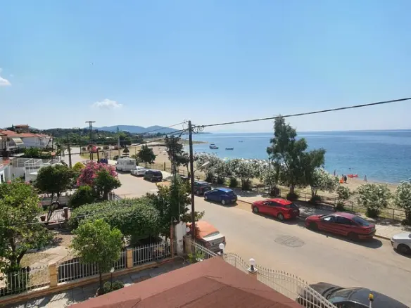 2-bedroom Flat In Poligiros, Greece (59 M²)