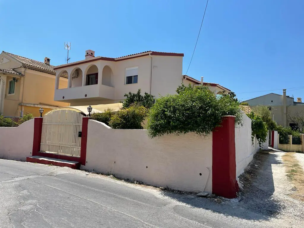 For Sale Detached House 180 M² In Corfu