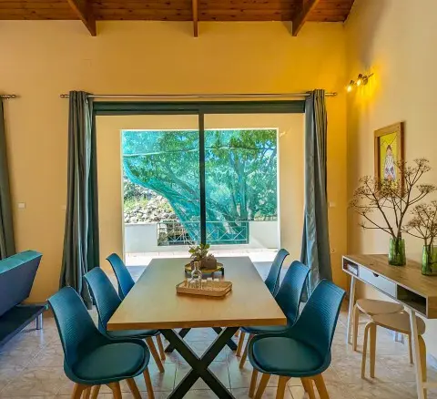3-bedroom Flat In Vamos, Greece (118 M²)
