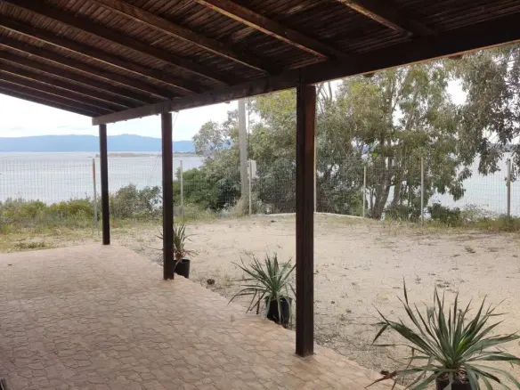 1-bedroom Detached House In Aristotle, Greece (25 M²)