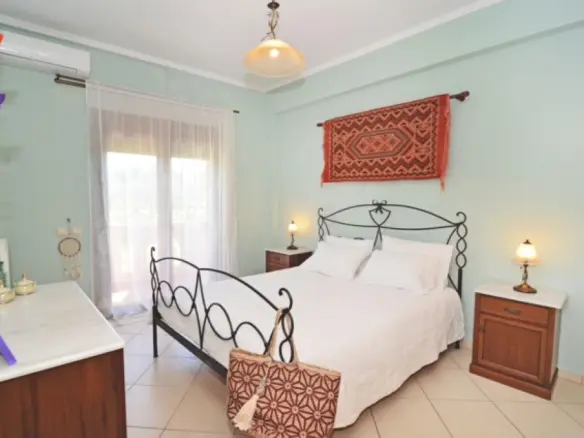 Detached House In Main Town Area, Greece (200 M²)