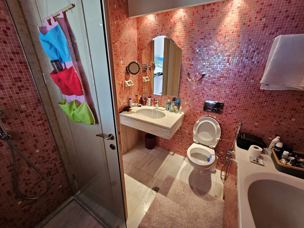 For Sale Villa 275 M² In Crete