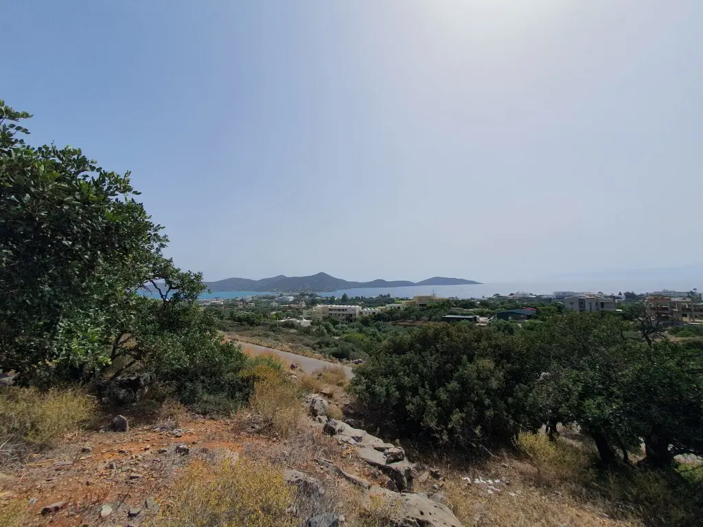 Land Of 5834 M² In Crete