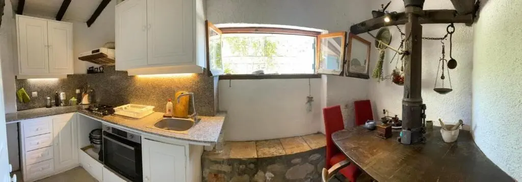 3-bedroom Detached House In Corfu, Greece (200 M²)
