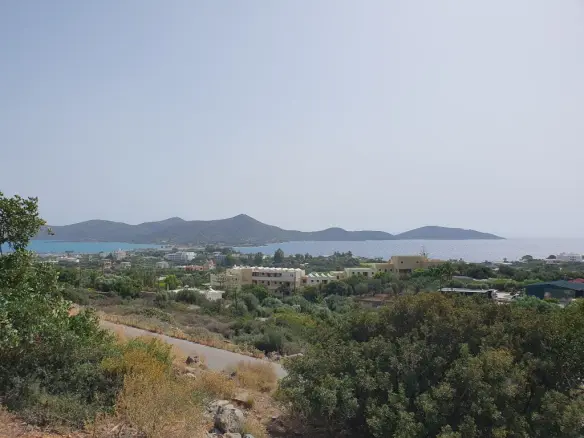 Land Of 5834 M² In Crete