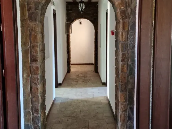 Hotel In Theodoros Ziakas, Greece (3.219 M²)