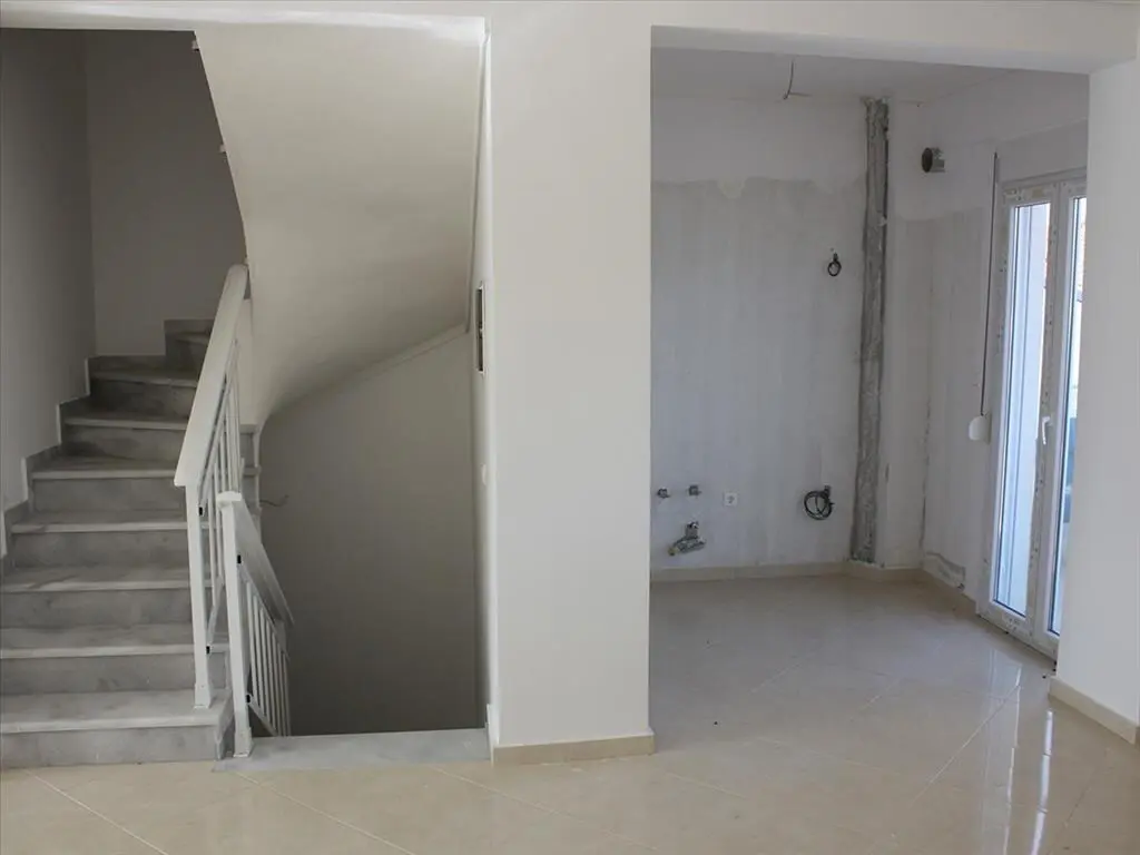 For Sale Maisonette 185 M² In The Suburbs Of Thessaloniki