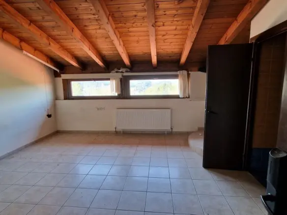 Hotel In Theodoros Ziakas, Greece (3.219 M²)