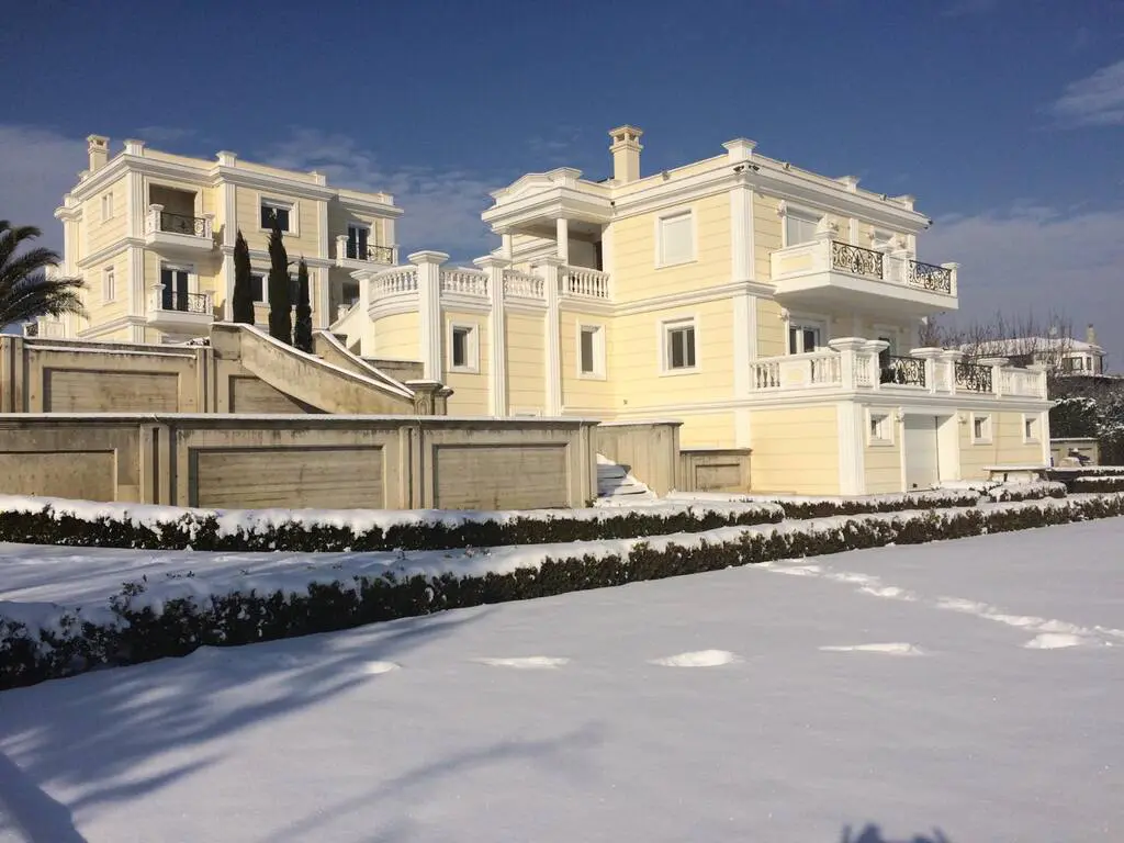 Villa Of 930 M² In The Suburbs Of Thessaloniki
