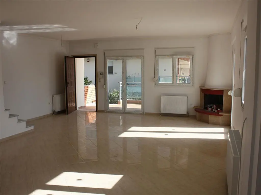 Maisonette Of 168 M² In The Suburbs Of Thessaloniki