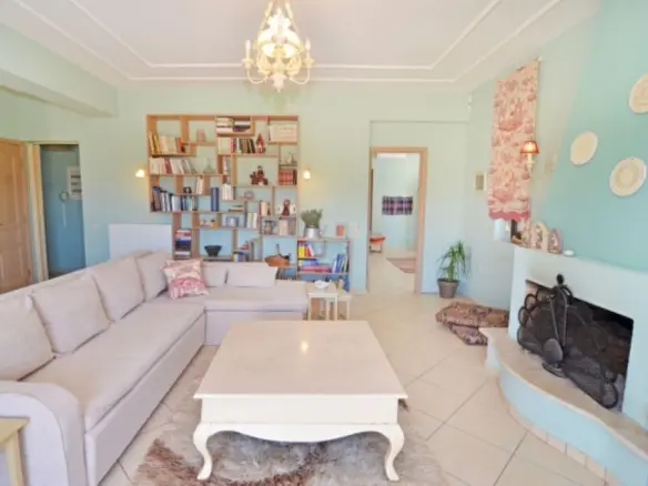 Detached House In Main Town Area, Greece (200 M²)
