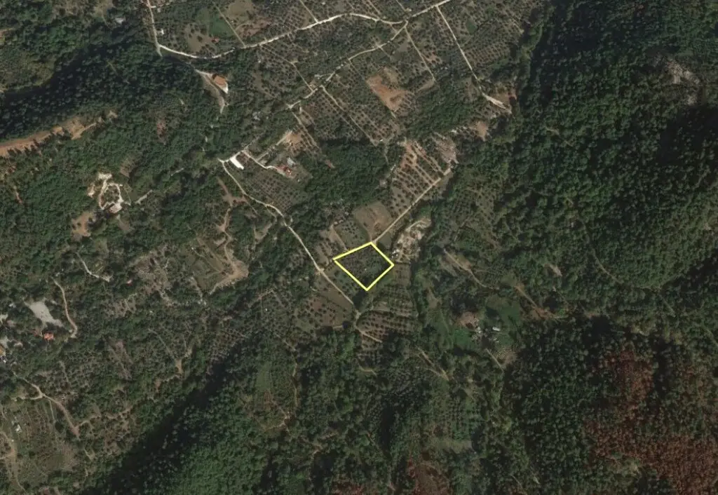Land Of 4848 M² On The Island Of Thassos
