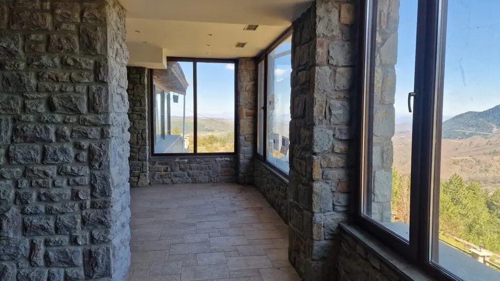 For Sale Hotel 3219 M² In North Greece